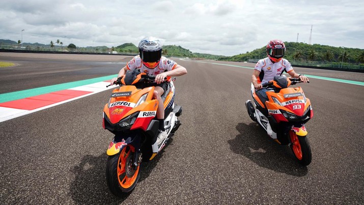 MotoGP Antusias Memborong Kartu Perdana Telkomsel